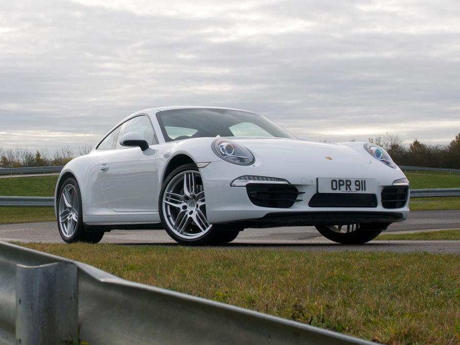 Porsche 911 Carrera 4 2012 года  (UK) (фото 12 из 12)